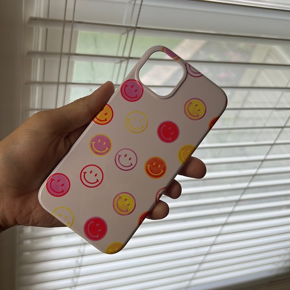 iPhone 13 slim phone case